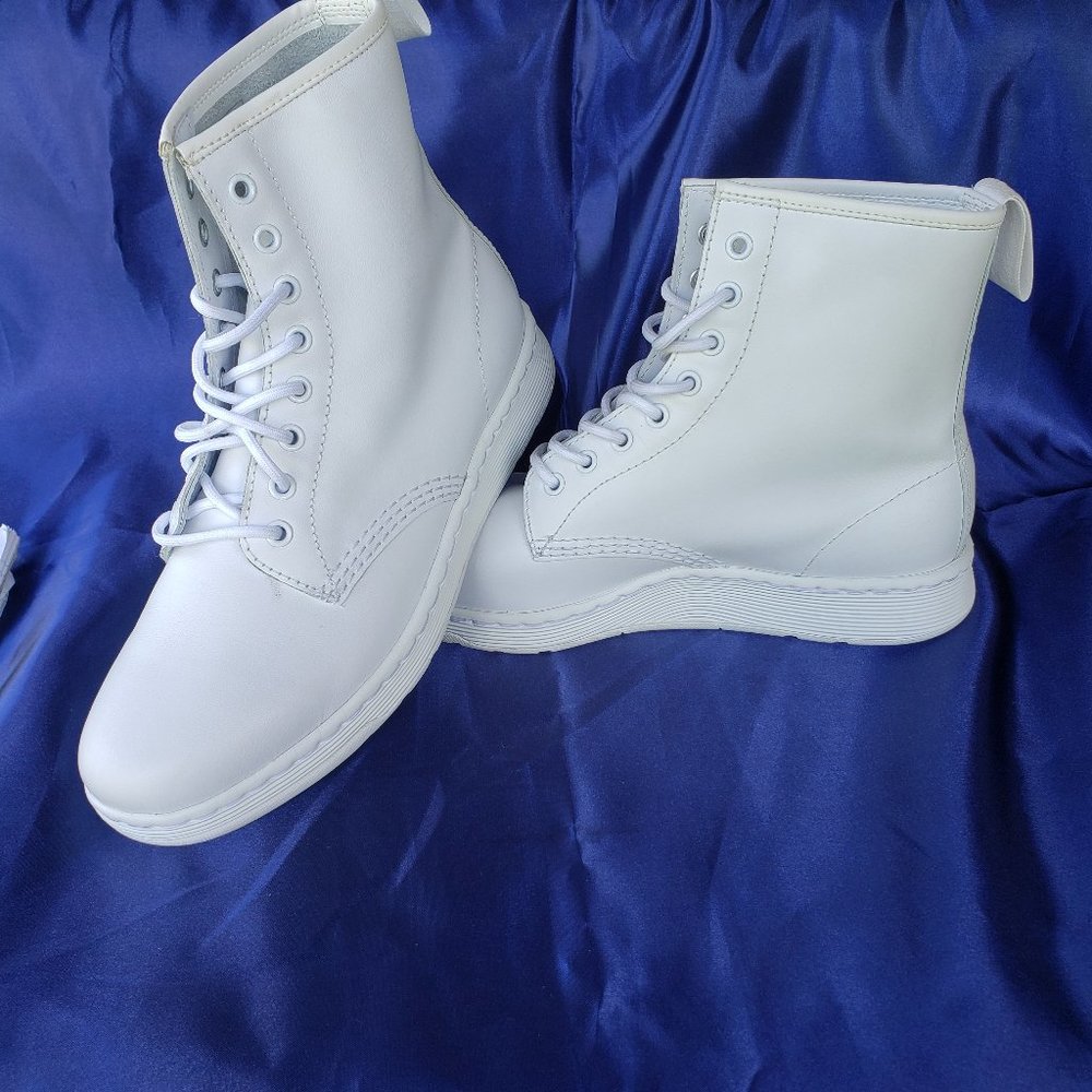 Dr. Martens 1460 Mono White Smooth Leather Combat Boots - Unisex Size 9M / 10W